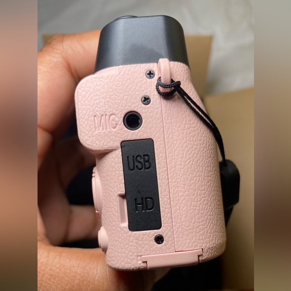 Pink 4K Digital Camera, 56MP Camera with 180° Flip Screen, - Picture 15 of 17